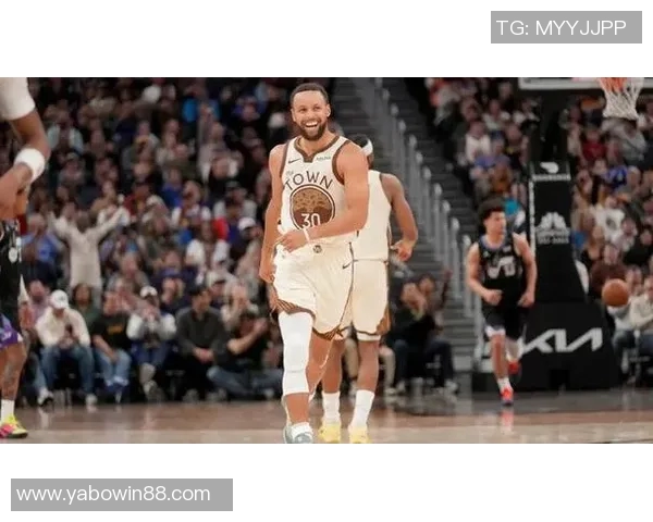 科尔谈库里伤情恢复情况让球队感到宽慰与期待