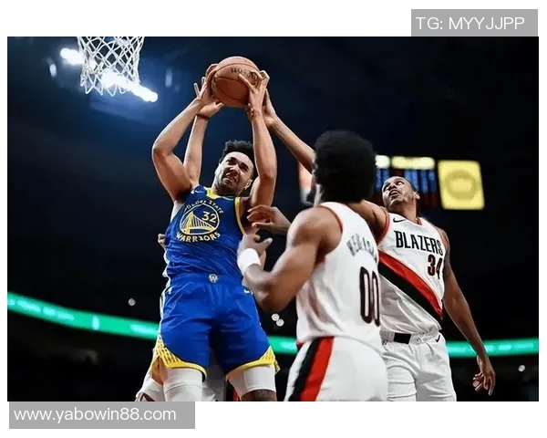 皮尔斯称库里在勇士享有特权是合理的因为他推动了球队市值的显著增长 皮尔斯称库里在勇士享有特权是合理的因为他推动了球队市值的显著增长