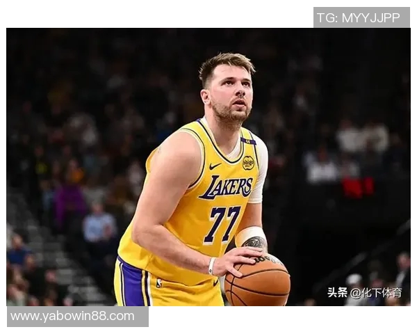 东契奇场均豪华数据引发争议湖媒认为他应当当选MVP第一 东契奇场均豪华数据引发争议湖媒认为他应当当选MVP第一